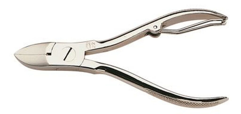NIPPES Pince à ongles 10cm nickelé