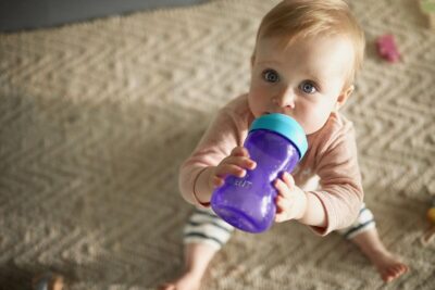 AVENT tasse à bec doux lilas/turquoise