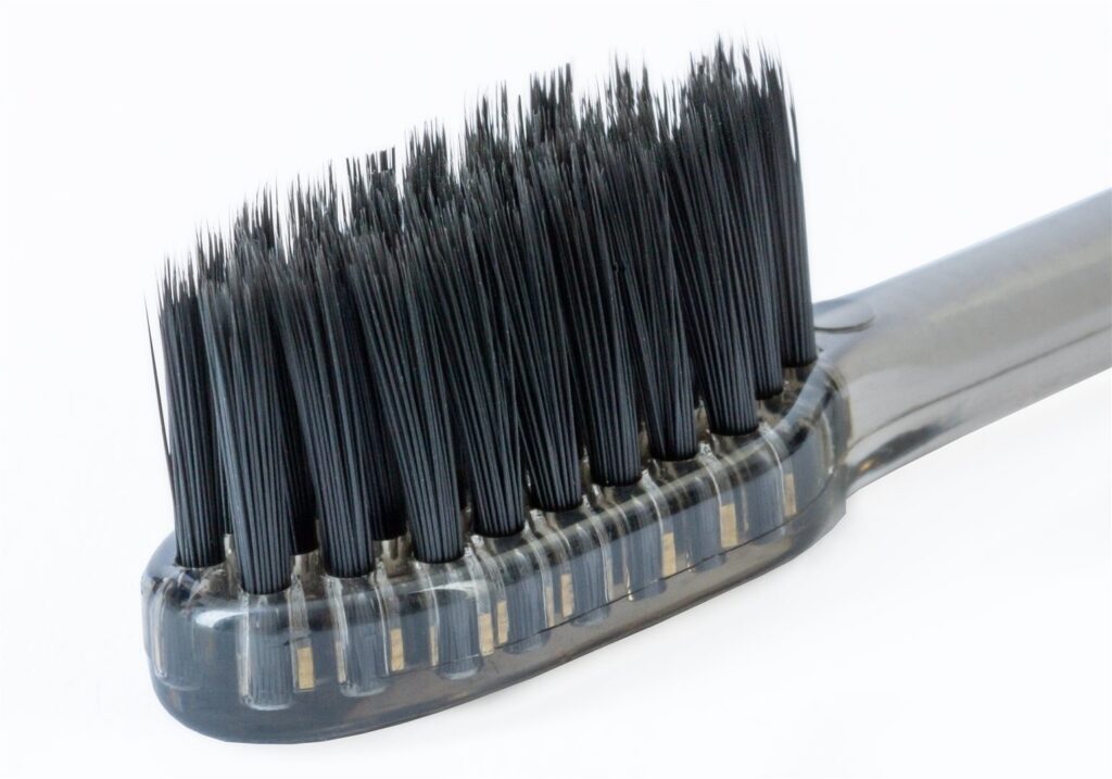 SNOW PEARL Ultra Soft KONEX HD brosse dent noir