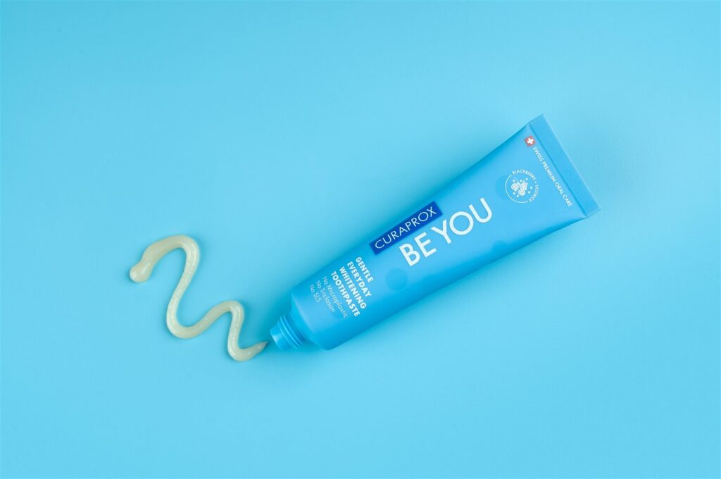 CURAPROX Be you mûron+réglisse bleu carton 60 ml